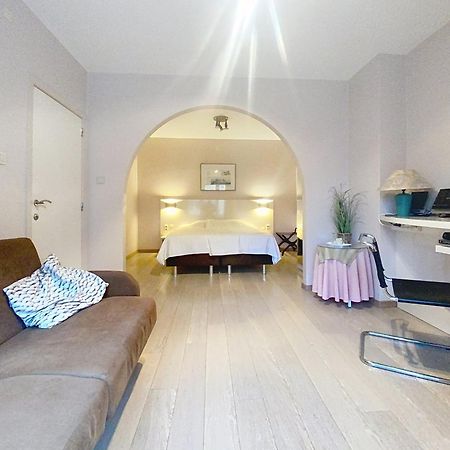 Gastenkamers Centersuites Oostduinkerke Esterno foto