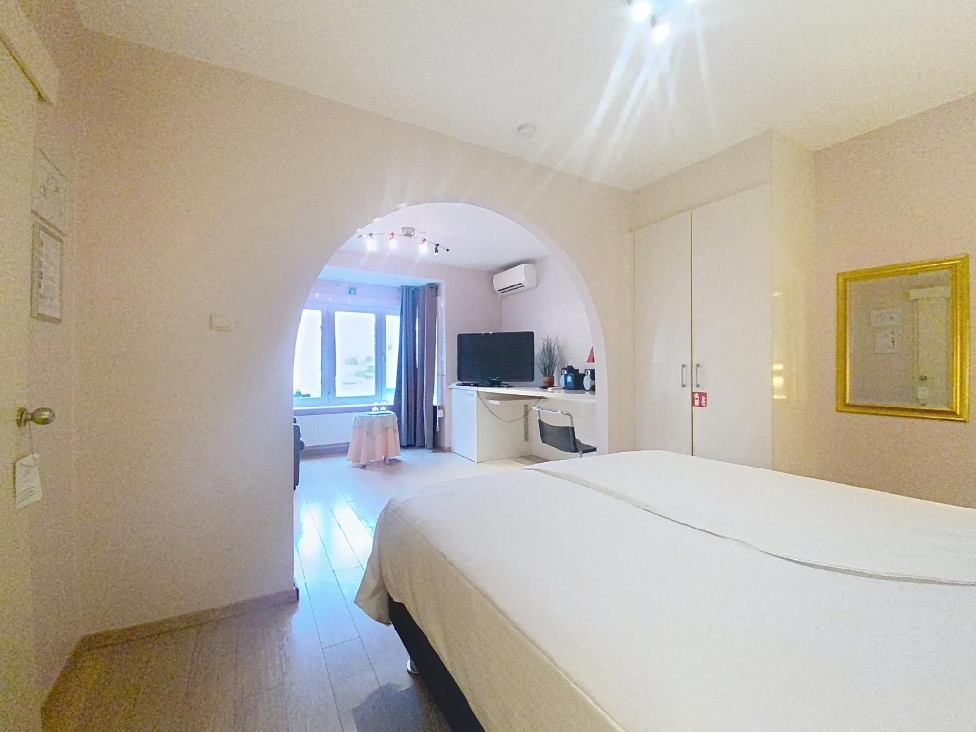 Gastenkamers Centersuites Oostduinkerke Esterno foto