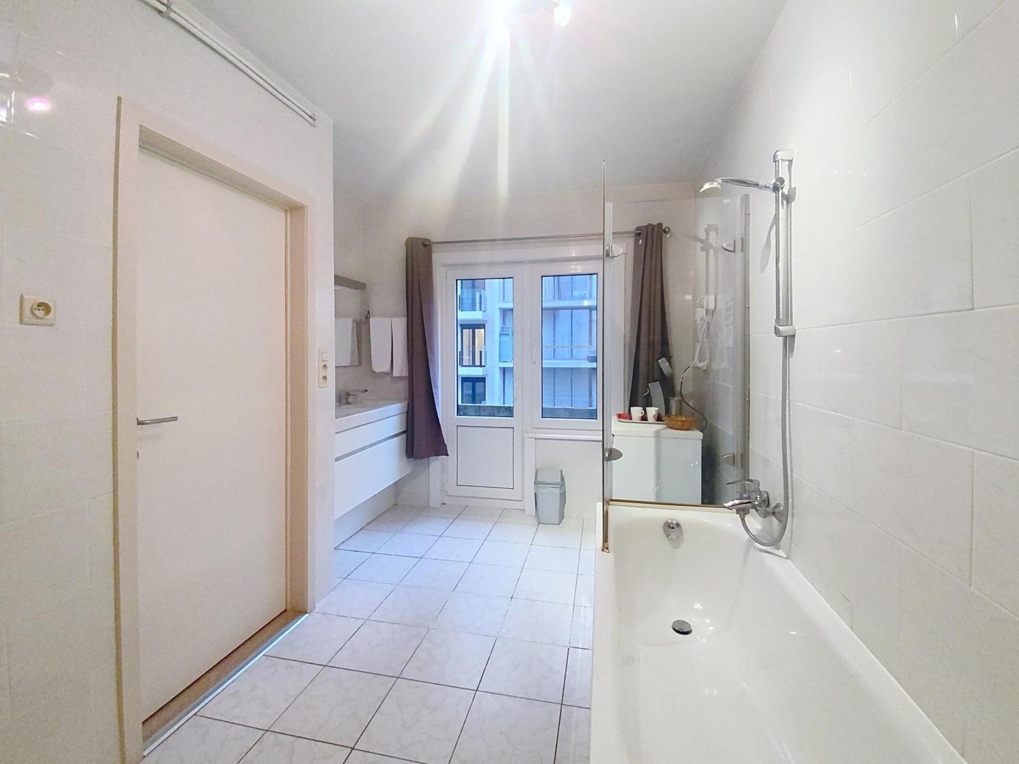 Gastenkamers Centersuites Oostduinkerke Esterno foto